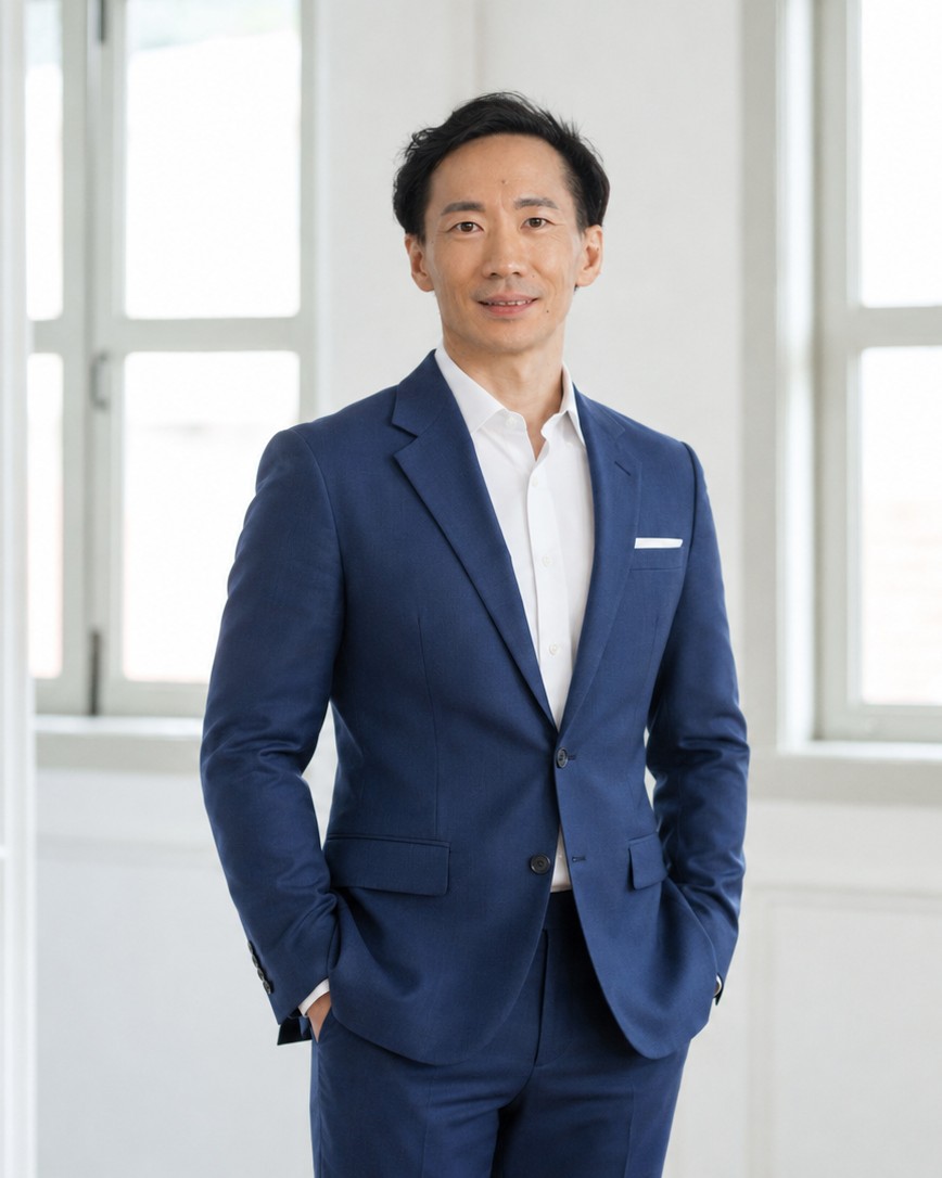 Nicholas Lee